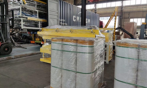 Lini produksi langit-langit gipsum otomatis penuh dikirim ke India.