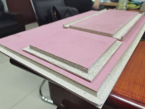 Blog perusahaan terbaru tentang 2026 Mesin Grooving Papan Gypsum 600mm yang ditingkatkan: Kompatibilitas Multi-Groove & Operasi Mudah