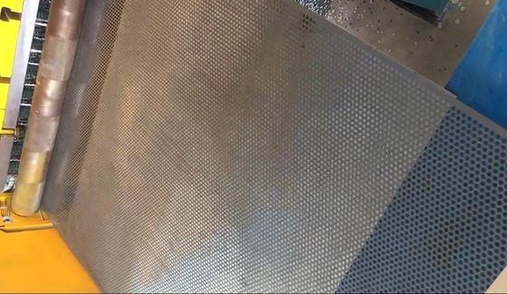 Harga yang bagus Mesin tinju papan kapasitas tinggi dengan 1 pc/menit kapasitas dan kontrol PLC on line