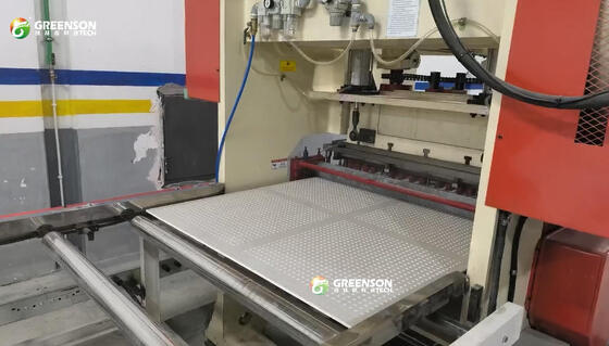 Harga yang bagus Mesin Pencetakan Papan Hidraulik Otomatis dengan 200T Tekanan Tinggi Operasi Otomatis untuk Max 20mm Ketebalan Papan Gipsum Pengeboran on line