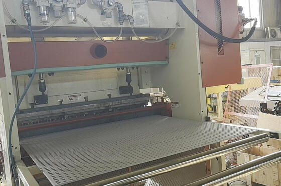 Harga yang bagus Mesin Pencetakan Hidraulik Berkecepatan Tinggi dengan Tekanan Pencetakan 160 KG untuk Bentuk Lubang yang Dapat Dikustomisasi di Panel on line