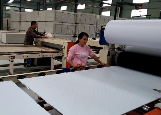 Jalur Produksi Langit-langit Gipsu Laminasi PVC dan Aluminium Foil yang sepenuhnya otomatis
