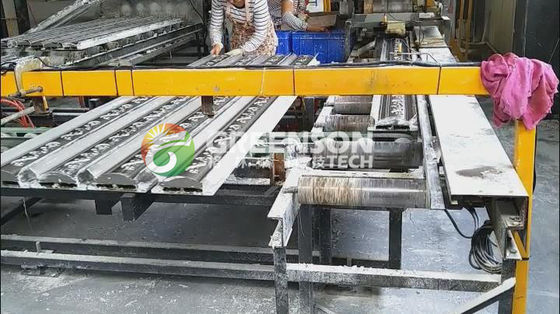 2000 Pcs Kapasitas Gypsum Cornice Mesin Kinerja Tinggi