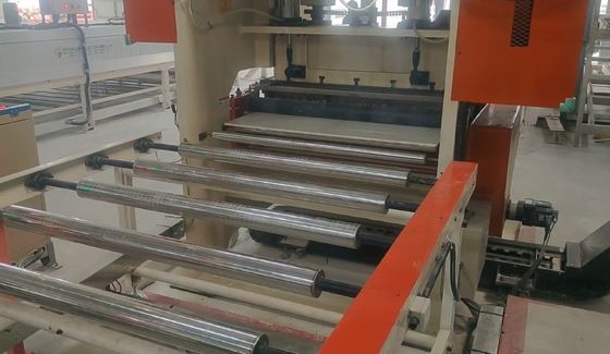 Mesin perforasi papan usaha kecil berlubang gypsum drywall board ceiling mesin