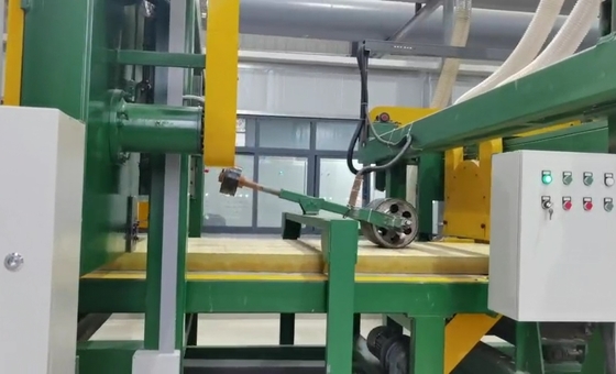 Harga yang bagus 10000-60000 ton per tahun Seluruh basal batu wol wol produksi produksi on line