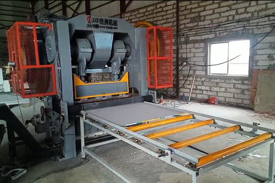 Harga yang bagus Mesin Perforasi Gypsum Langit -langit Tile Gypsum Board Machine Mesin Pengeboran Mesin on line