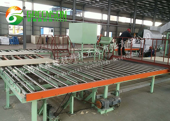 Kekuatan Tinggi Ceiling Tile Mineral Wood Board Line Produksi