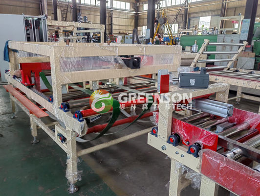 Mesin Laminasi Otomatis untuk Papan Plaster PVC dengan Ukuran Papan 600*600 mm, Kontrol PLC dan Garansi 1 Tahun