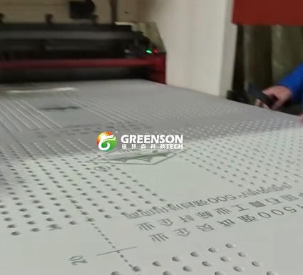 Harga yang bagus 200T Tekanan Tinggi Mesin Pengeboran Otomatis untuk Max. 20mm Ketebalan Papan Bangunan Mesin Pengeboran Lubang on line