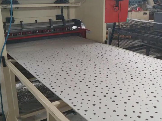 Harga yang bagus Garis Perforasi Lembar Sepenuhnya Otomatis Mesin Perforasi Lembar 1220x2440 on line