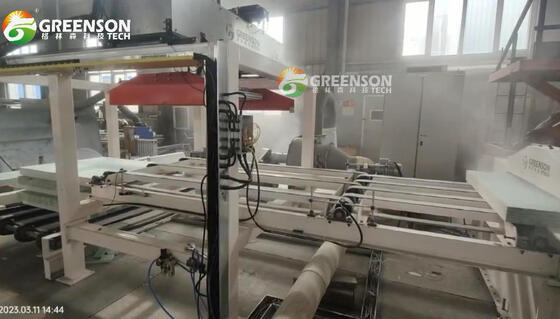 Harga yang bagus Lini Produksi Dunnage Strip Papan Gipsum Terkendali PLC Untuk Penumpukan Kemasan on line