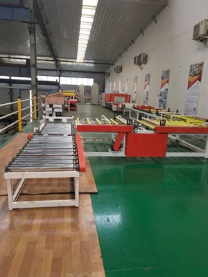 Harga yang bagus Gypsum Board PVC Laminating Line Jalur Produksi Otomatis 15m / Min Kecepatan on line