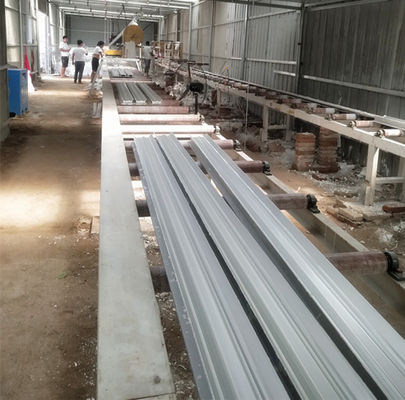 Plafon Gipsum Plester Moulding Penerangan Tidak Langsung Lini Produksi Cornice