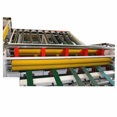 Harga yang bagus Desain Interior PVC Film Gypsum Ceiling panel Mesin Laminasi on line